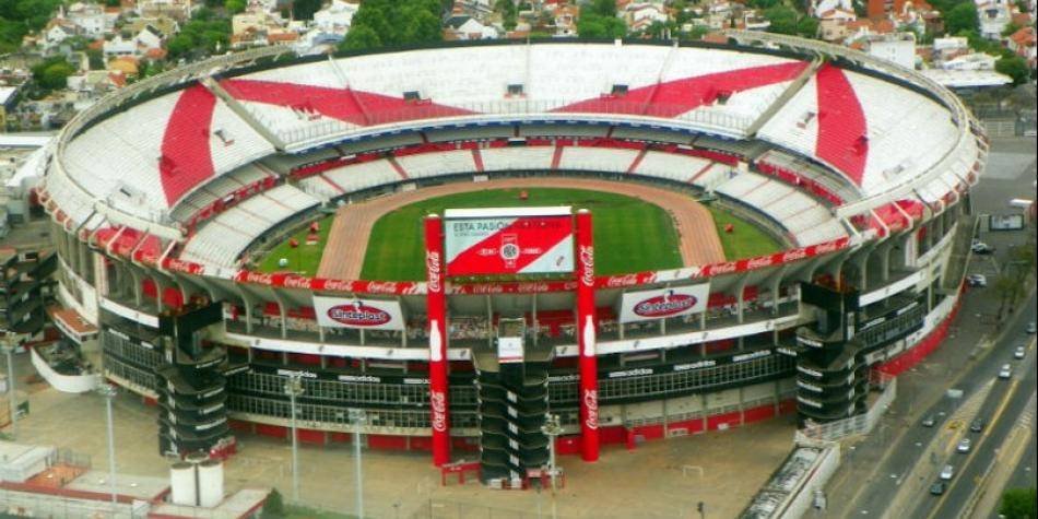 River Plate Anuncia Renovaci N A La Cancha Del Estadio Monumental