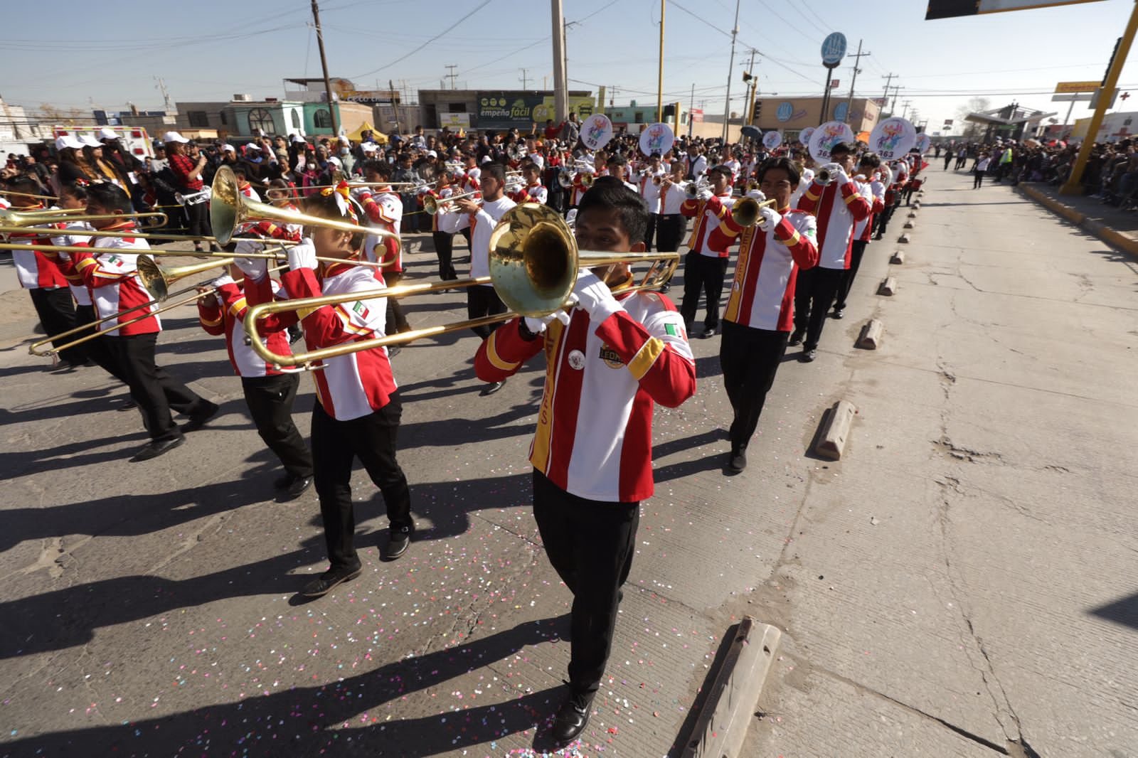 Disfrutan Juarenses Del Marching Band Como Apertura Del Desfile ...