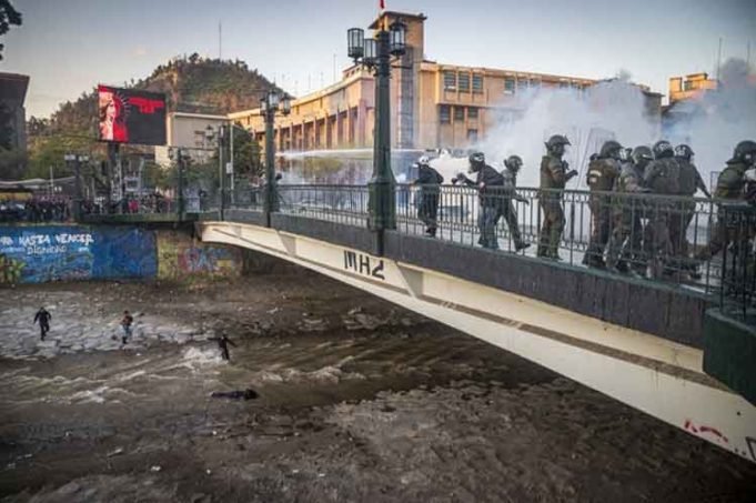 Rechaza UNICEF violencia policial contra adolescentes en Chile
