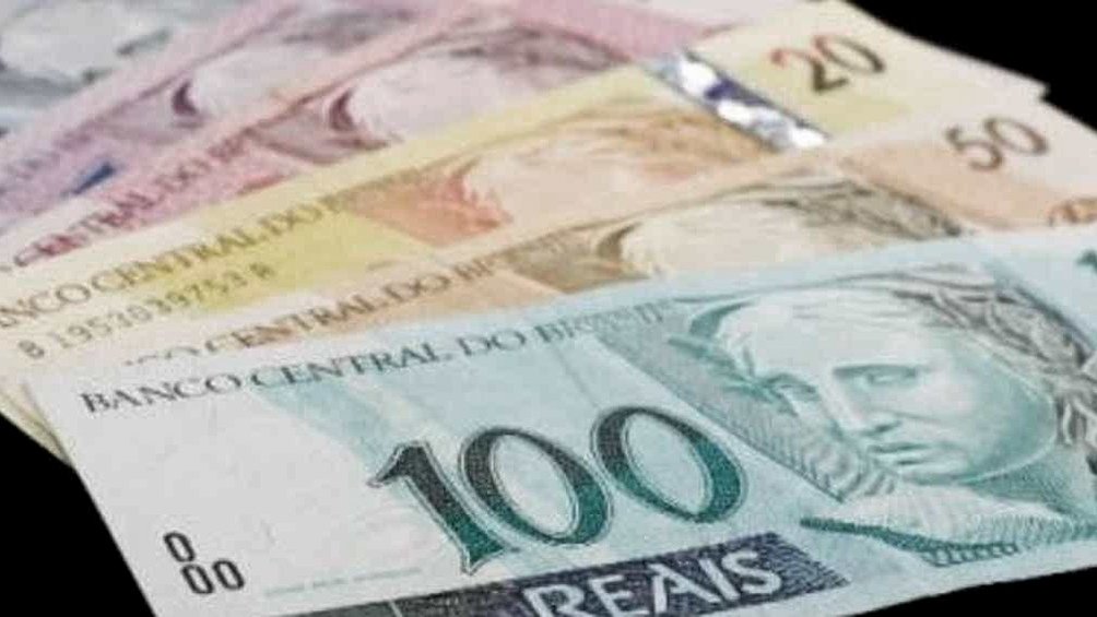 Por primera vez en el año, Brasil registra superávit fiscal primario
