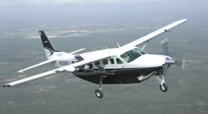 Mueren cuatro tripulantes al caer avioneta en Brasil