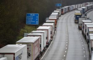 Camioneros acceden a pruebas rápidas de Covid para desbloquear comercio
