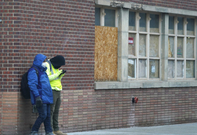 Reportan 1er caso de nueva variante de COVID-19 en EU