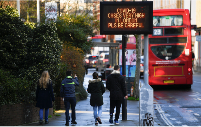 Países cierran fronteras con Reino Unido por nueva cepa
