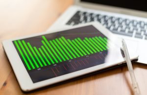 Inversión en infraestructura y tecnología digital facilitará recuperación económica mundial, dicen analistas