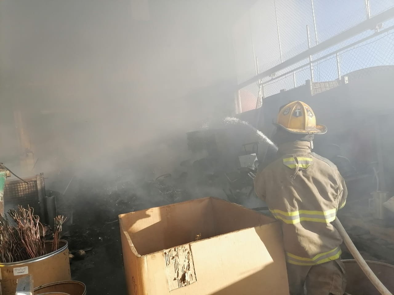 Congresos estatales deben cubrir gastos de bomberos en municipios: SCJN