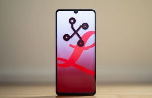 Huawei podría reducir producción de teléfonos inteligentes