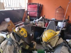 Bomberos atienden incendio en un domicilio