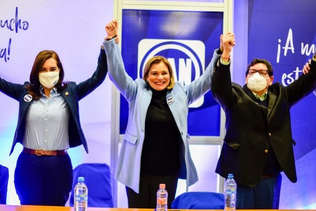 MARU CAMPOS Y GONZALEZ MOCKEN-01
