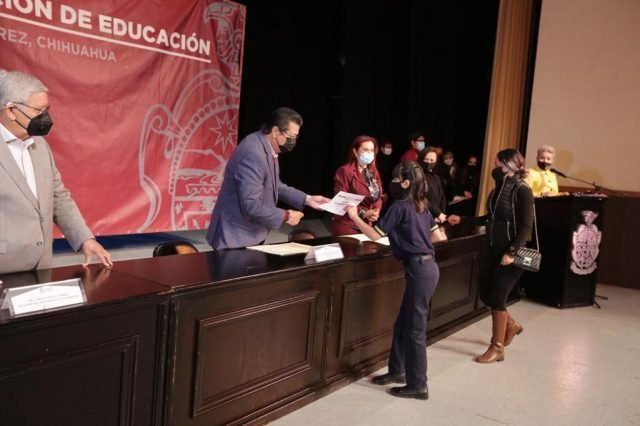 1 Becas