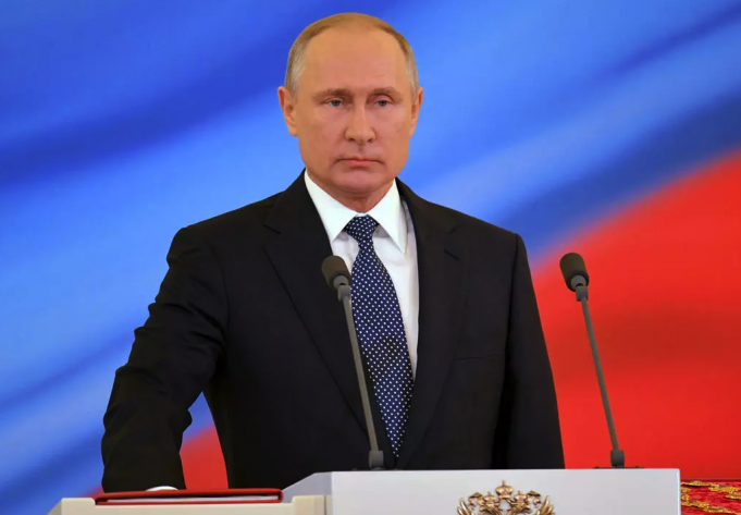Aprueban proyecto que permite a Putin postularse para más mandatos