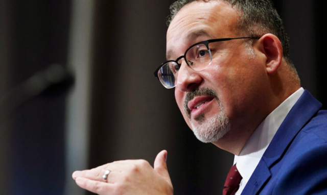 Captura de pantalla 2021-03-01 a la(s) 18.10.04