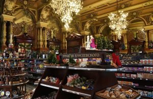 La tienda “más lujosa y antigua” de Moscú cierra sus puertas