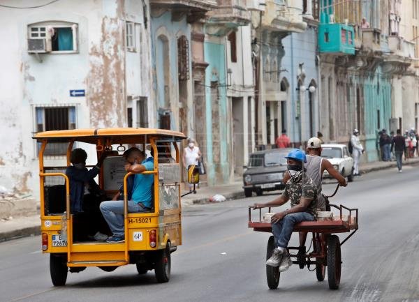 Por quinto día, Cuba supera el millar de contagios