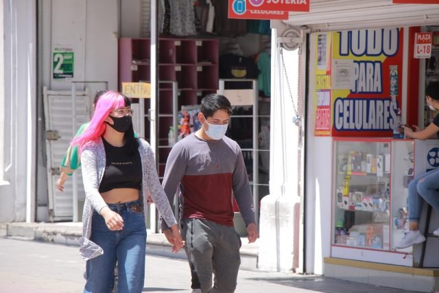 COVID EN JOVENES CHIHUAHUA