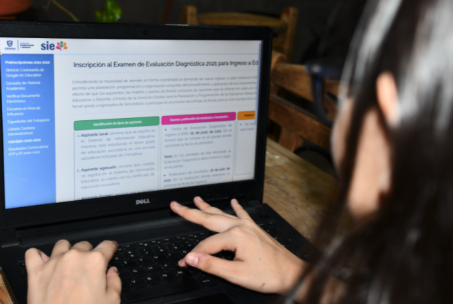 Captura de pantalla 2021-04-27 a la(s) 12.17.43