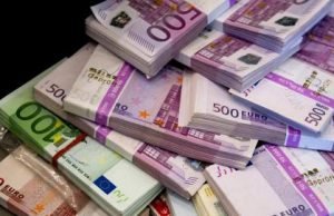 Firman Ucrania y Francia acuerdos con valor de mil 500 mdd