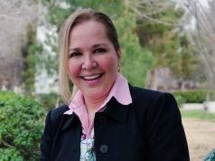 Le retiran collarín a Adriana Fuentes