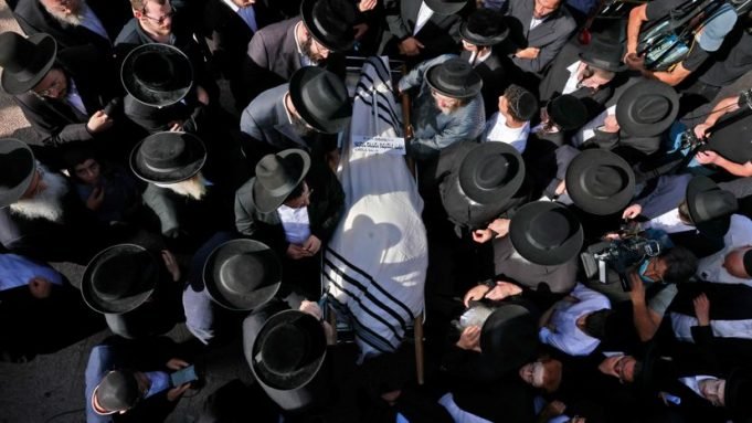 Israel observa día de luto por víctimas de estampida