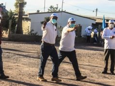 Convence a Olvera el respaldo de habitantes de La Cruz