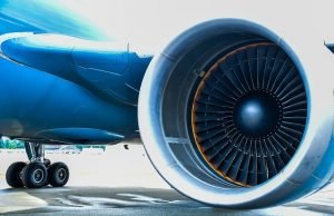 Desarrollan material que podría aislar ruido del motor de avión