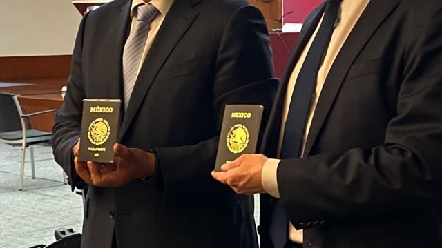 1 Pasaporte