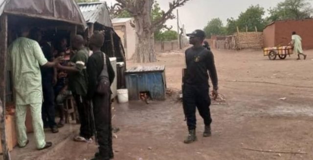 hombres-armados-secuestran-a-70-ninos-de-escuela-en-nigeria-twitter