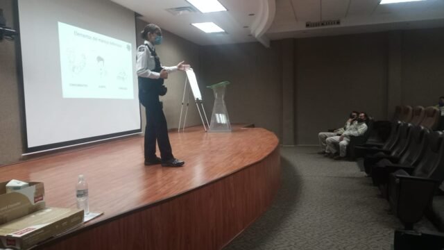 617084468e184__617084468e189