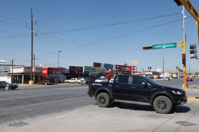 617313278906d__6173132789071