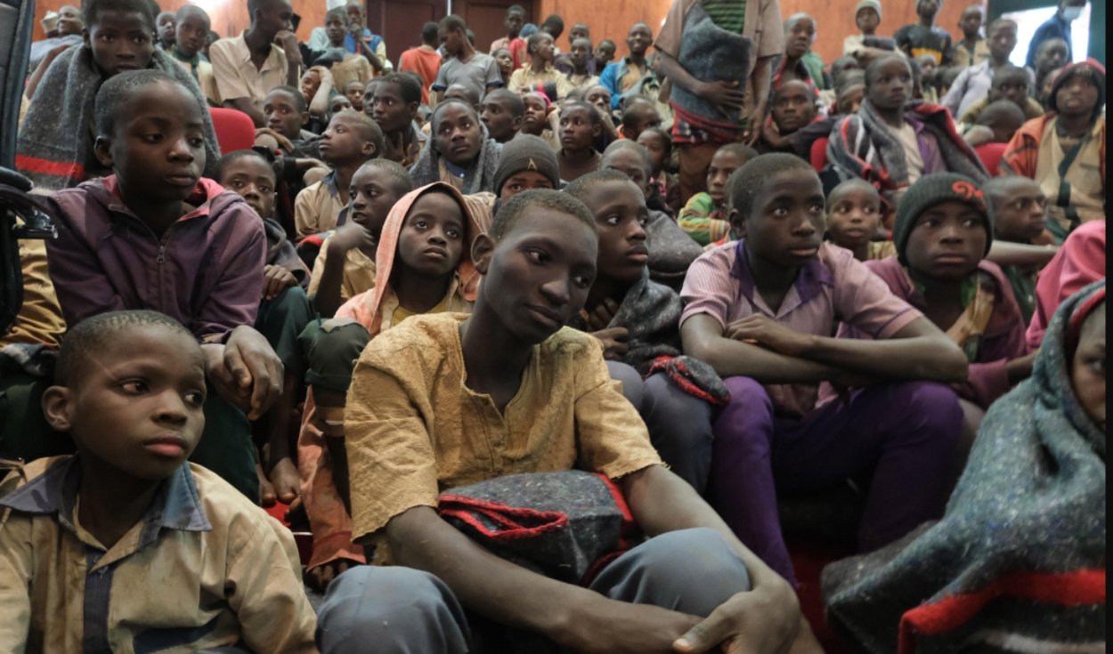 Liberan a 30 estudiantes secuestrados en noroeste de Nigeria