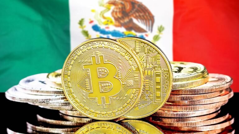 AMLO rechaza criptomonedas mientras bitcoin se encamina a máximos históricos