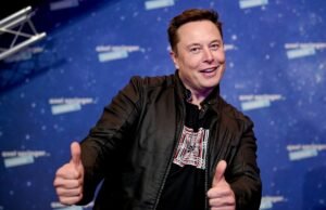 Musk, la primera persona con una fortuna de 300 mil mdd