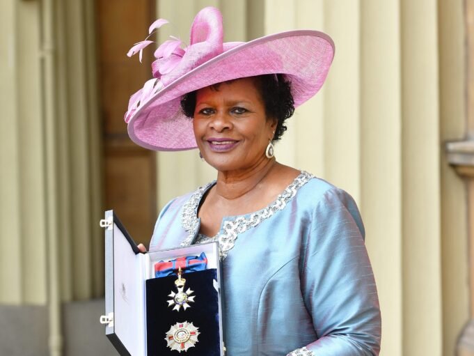 Celebran nombramiento de la primera presidenta de Barbados