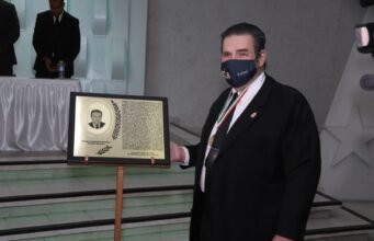 Entronizado al Salón de la Fama del Deportista Juarense