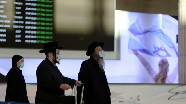 1106229052_0_160_3073_1888_1920x0_80_0_0_cba364d435d559a216c619275c22d270