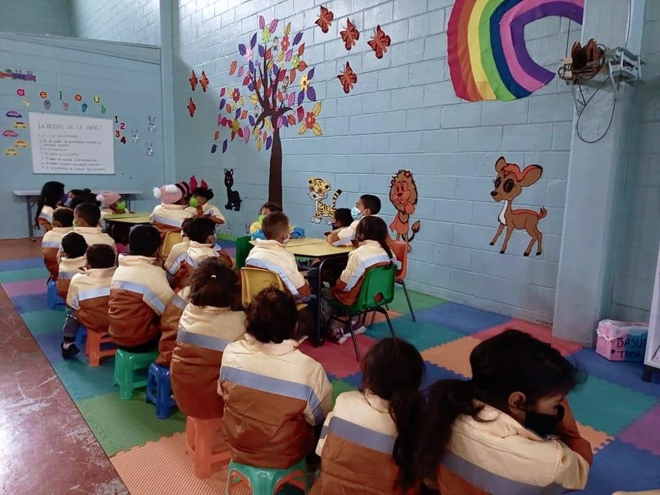 Continúa programa educativo en el albergue “Kiki” Romero Continúa programa educativo en el albergue “Kiki” Romero