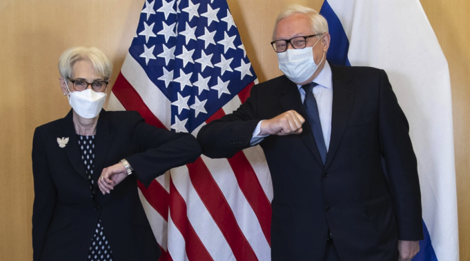 Realizan nueva ronda de conversaciones EU y Rusia