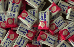 Jabón Rosa Venus: la fragancia mexicana de la pasión y moteles que llegó hasta África