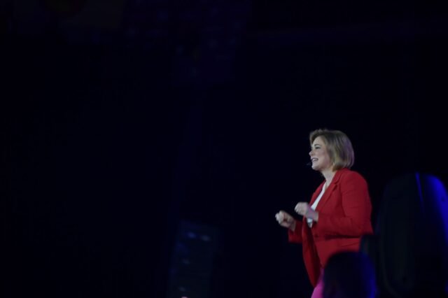 7df9f0ab-c996-4c96-8ebc-5faae01834fd