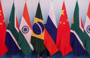 Rusia ofrece al BRICS, la OCS y la UEE incrementar el comercio en monedas propias