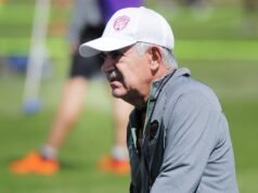 Dice “Tuca” Ferretti adiós a los Bravos