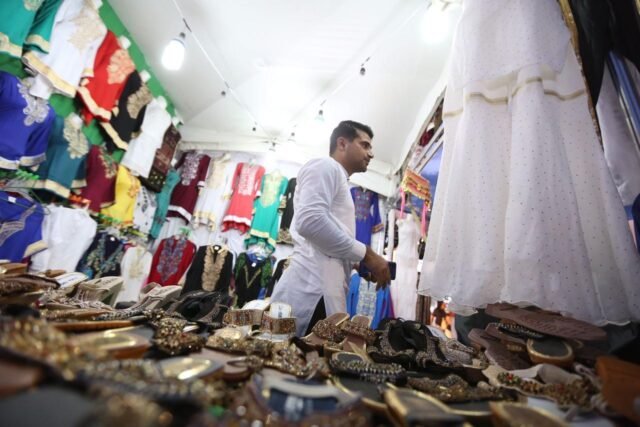 COMERCIANTES EGIPTO Y PAKISTAN-01