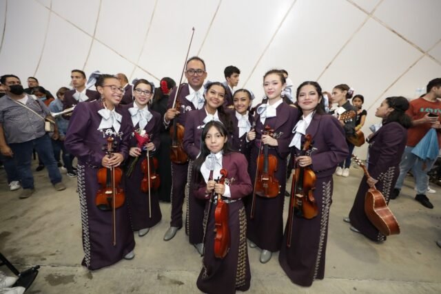 63052d25a8669__63052d25a866b