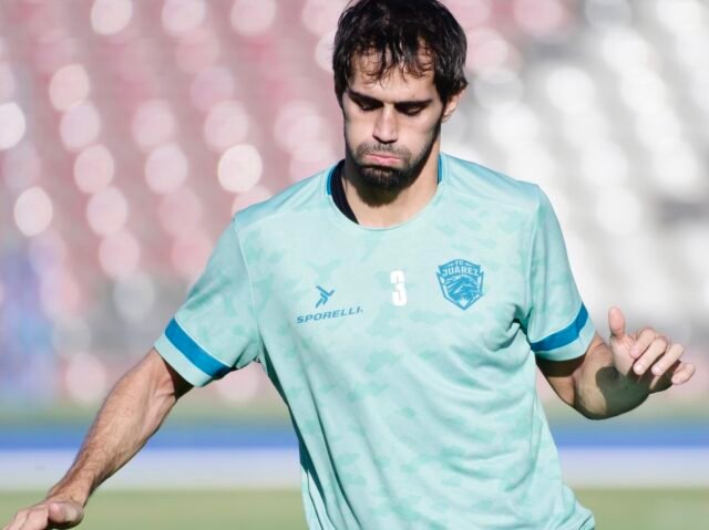 AE40B6A1-944A-4D2C-8B7B-5B250D0CF7ED