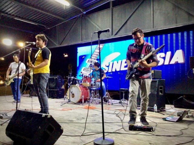 2540098D-EB42-4868-91C8-ED3DC7D99A11