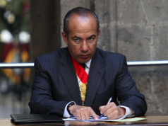 “Quién es quién en las mentiras” se disculpa con Calderón por errónea verificación