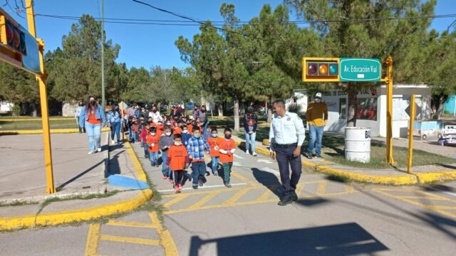 635ad8d0c957d__635ad8d0c957e