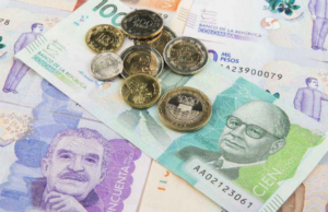 ¿Por qué el peso colombiano es la segunda moneda más devaluada en América Latina?