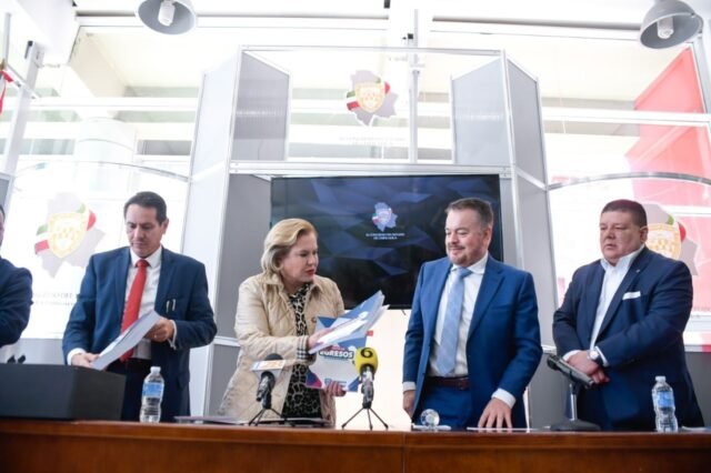 95892D7D-1773-4394-ADEC-33C53BC857A1