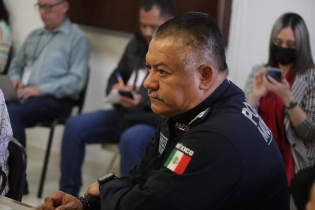 CE84CB35-6363-4209-B996-D1164D900E03